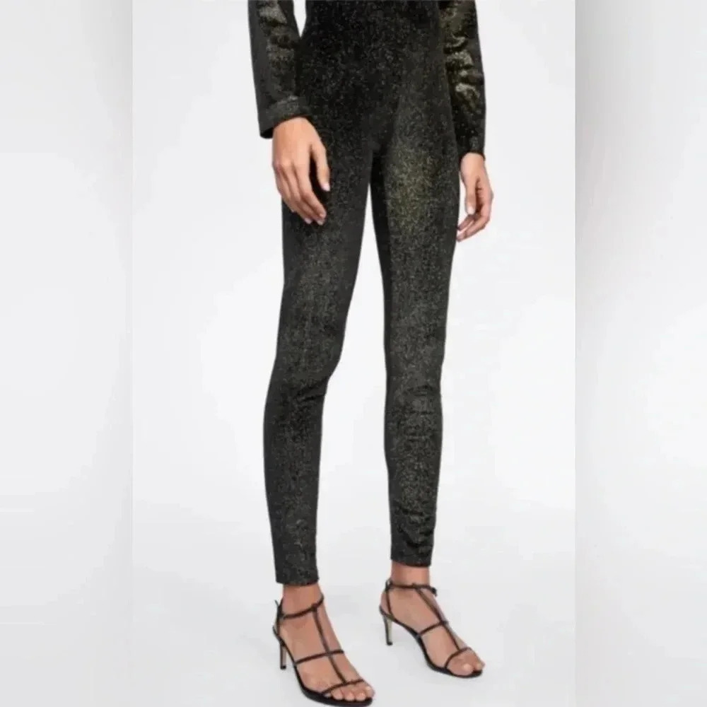 Zara/ Limited edition/ Knit/ Metallic black/ Silver/ High rise/ Leggings